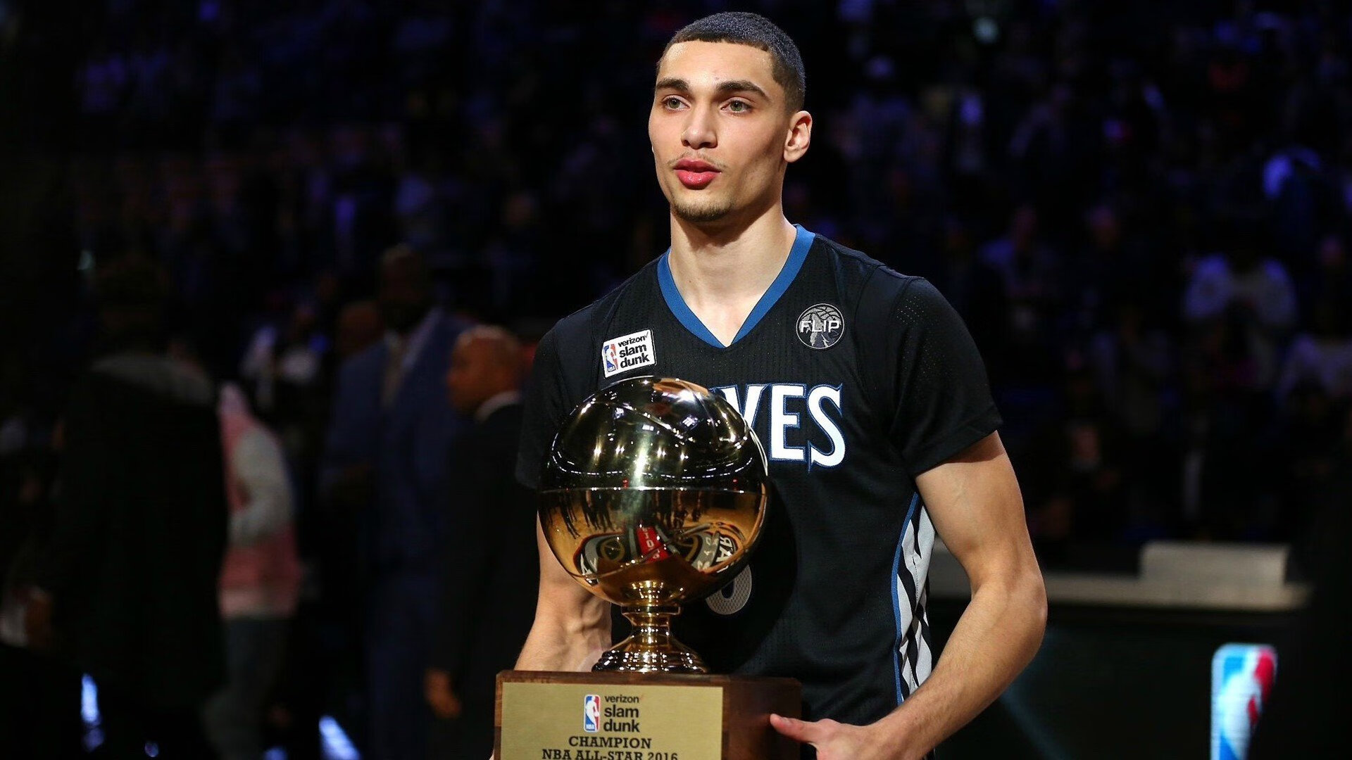 _骑士年轻核心爆发，球队未来无限光明_，骑士队员名单及照片